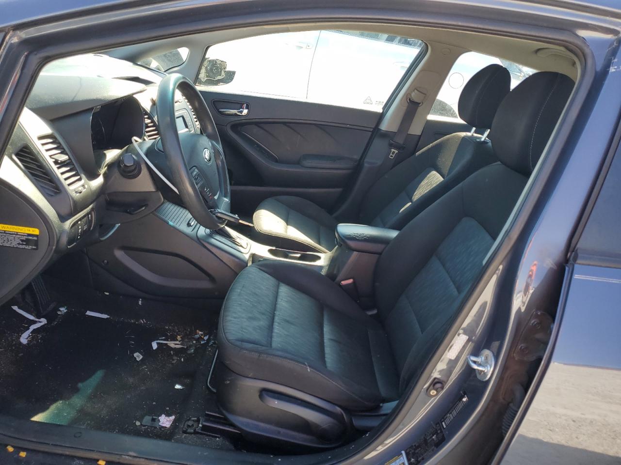 2016 Kia Forte - Image 7