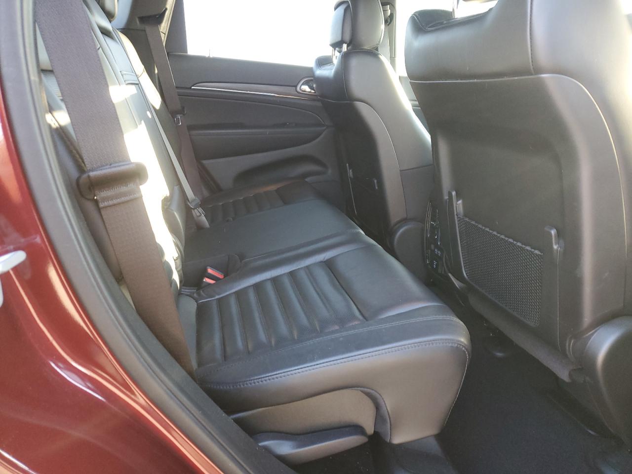 2020 Jeep Grand Cherokee - Image 12
