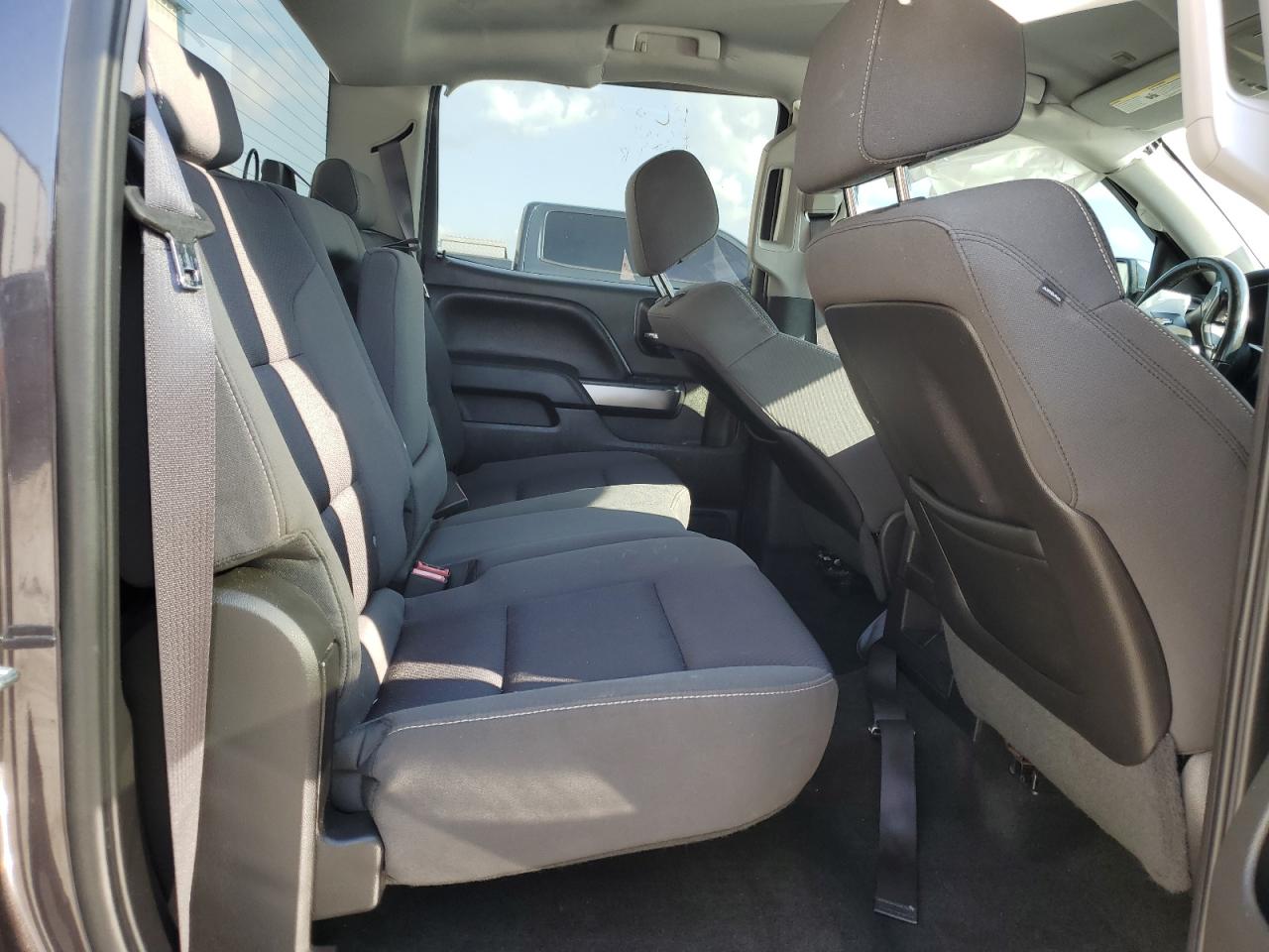2014 Chevrolet Silverado - Image 10