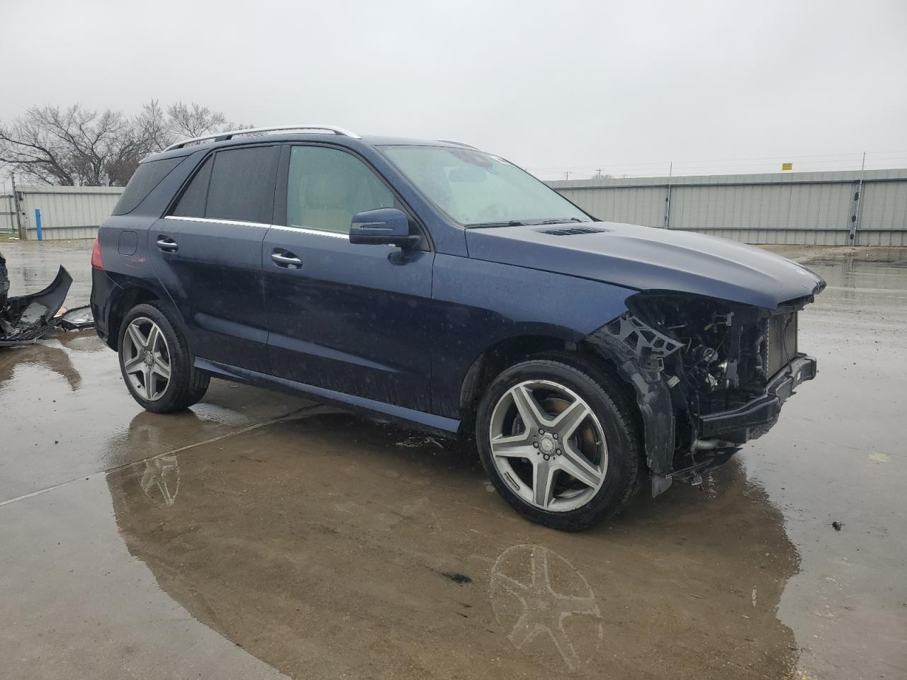 2016 Mercedes-Benz GLE - Image 4