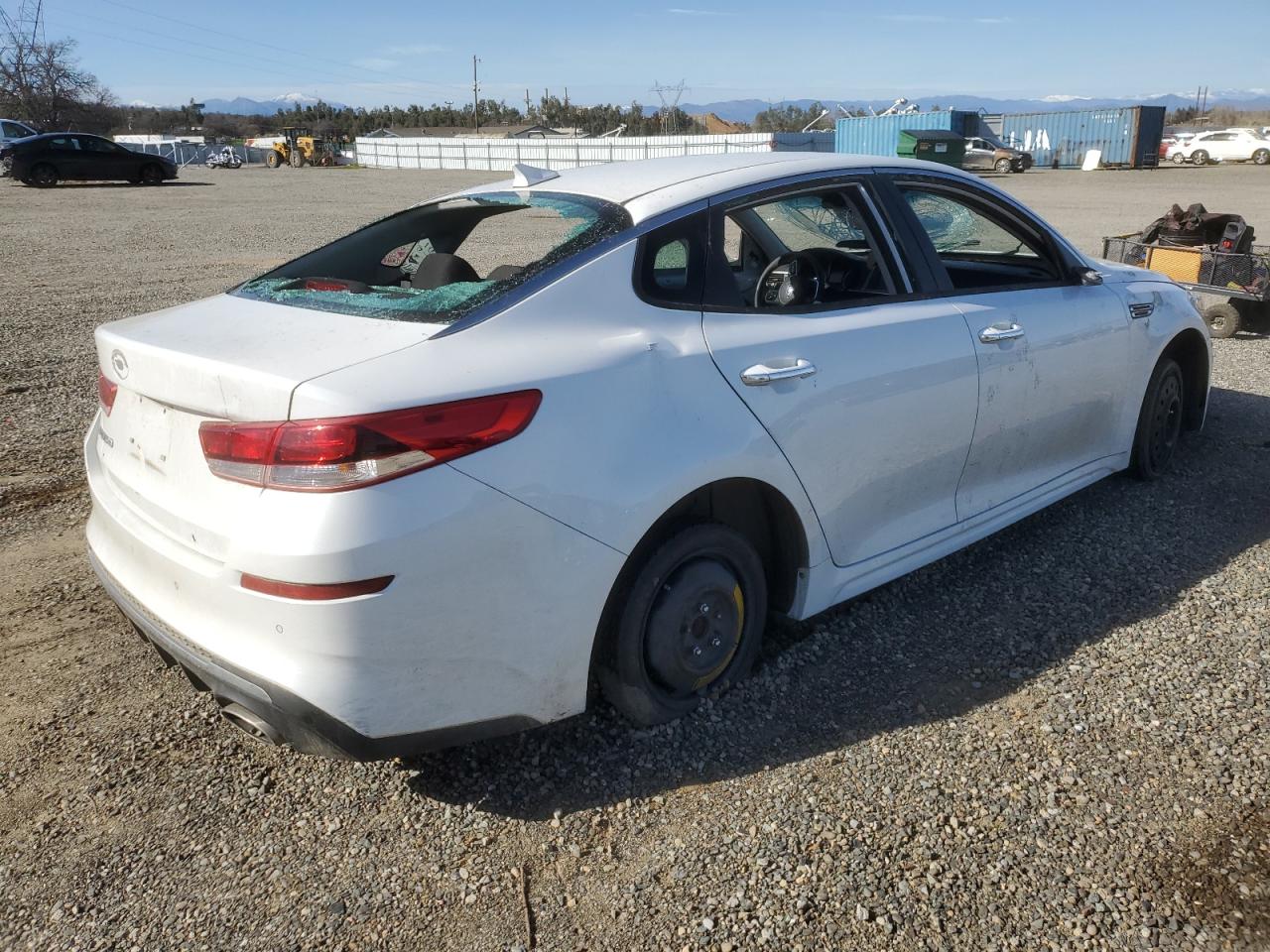 2020 Kia Optima - Image 3