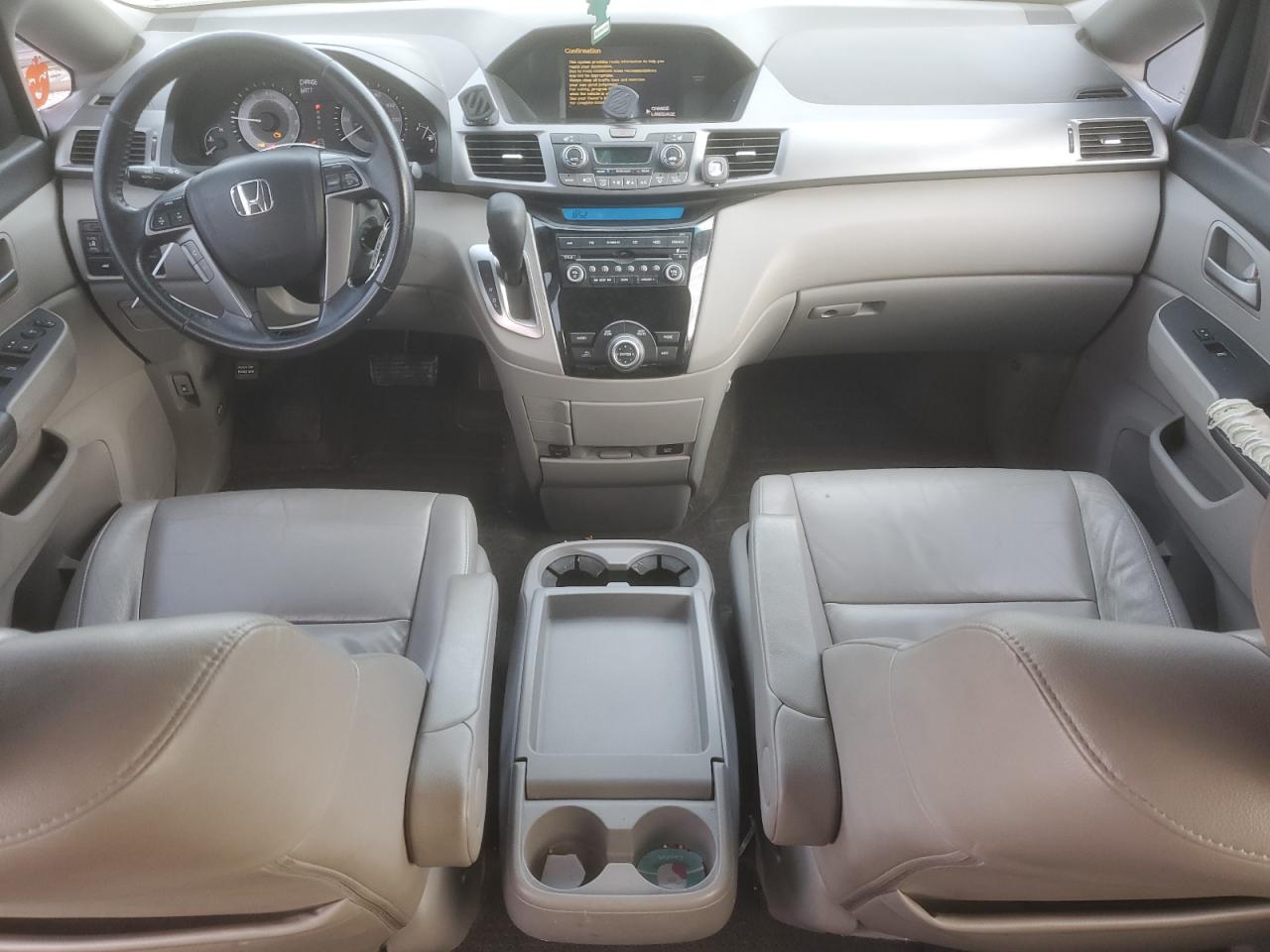 2011 Honda Odyssey - Image 8