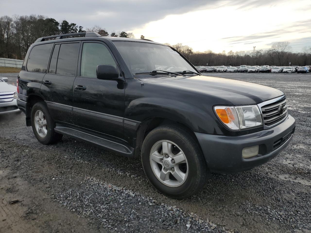 2004 Toyota Land Cruiser - Image 4