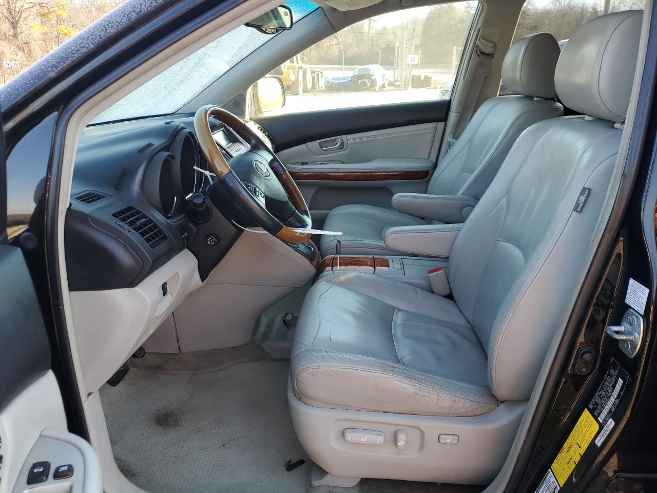 2004 Lexus RX - Image 7