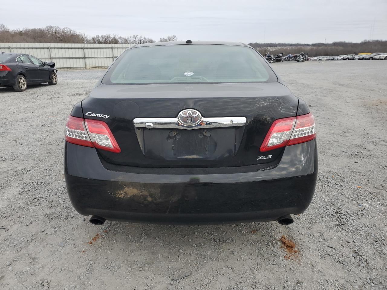 2011 Toyota Camry - Image 6