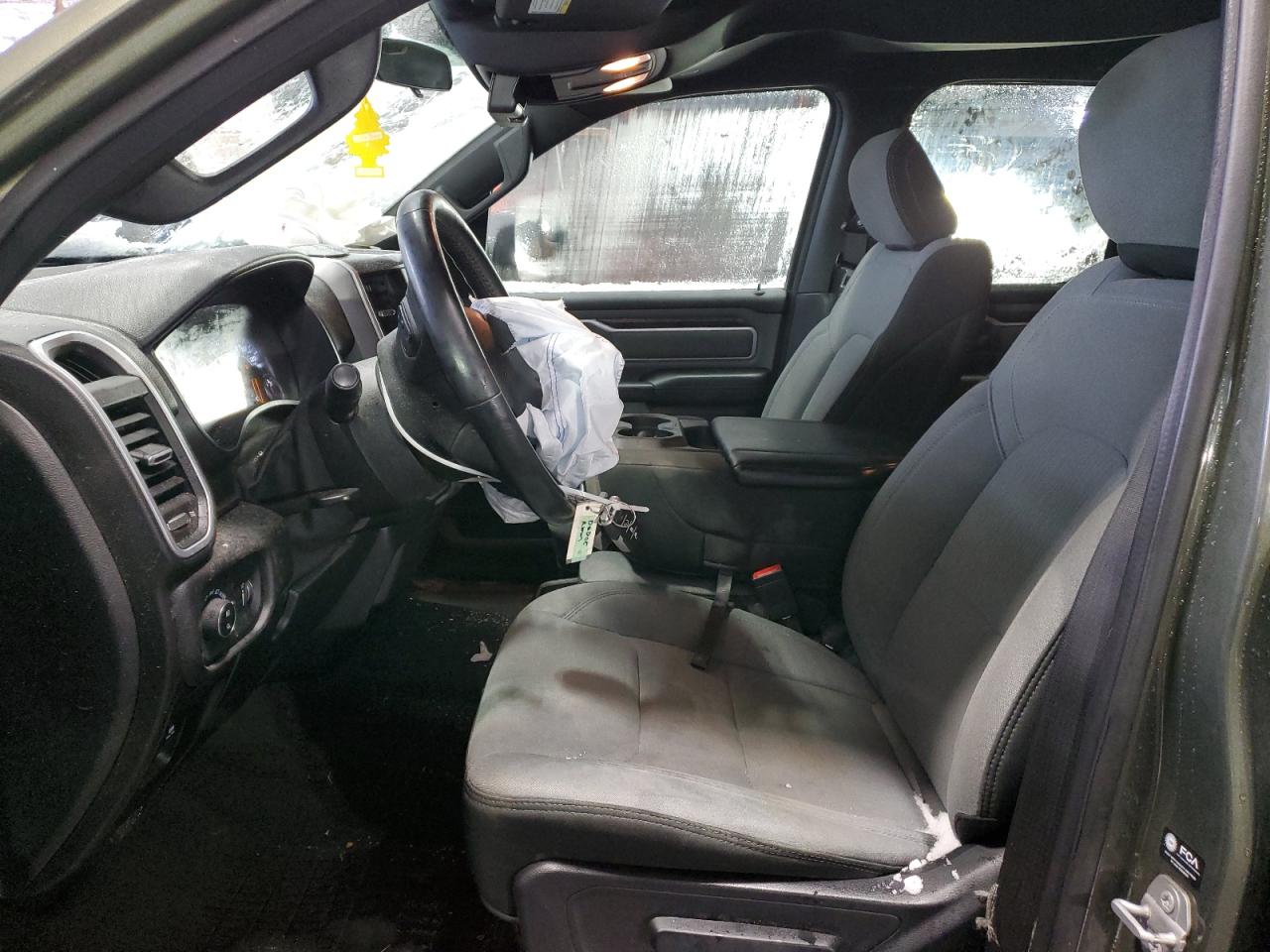 2021 RAM 1500 - Image 7