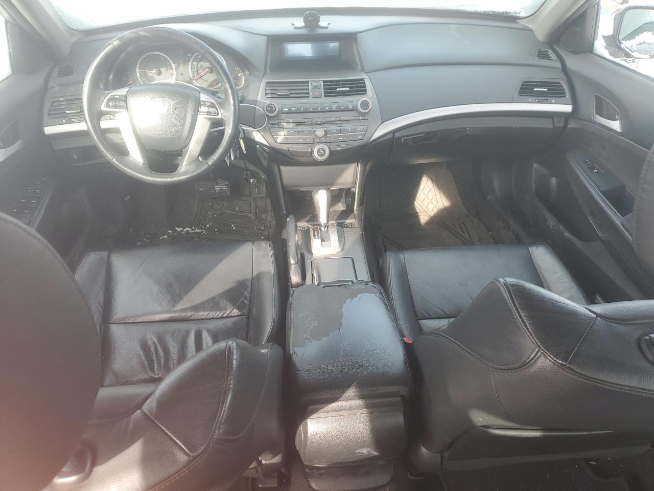 2012 Honda Accord - Image 8