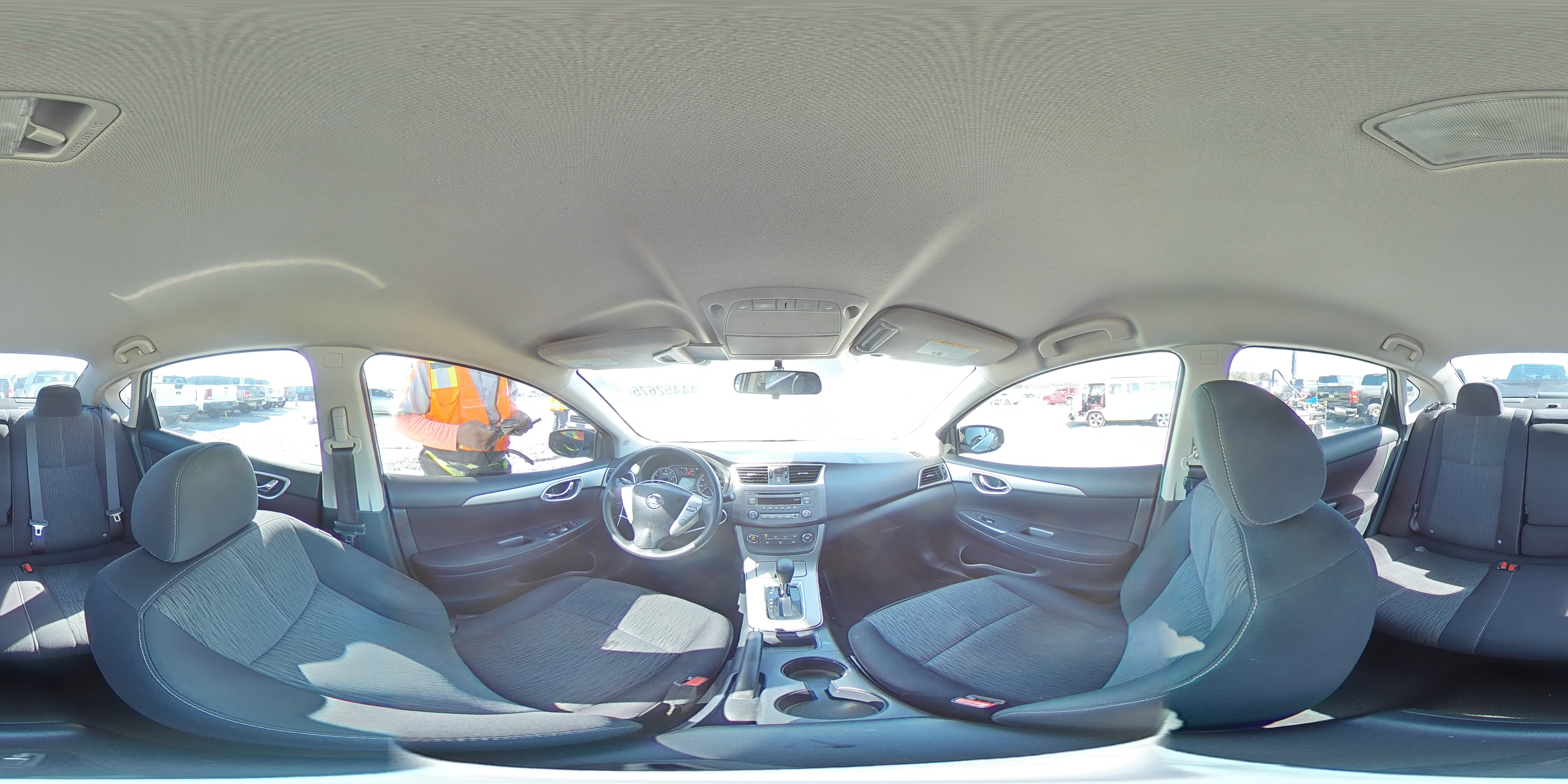 2014 Nissan Sentra - Image 13