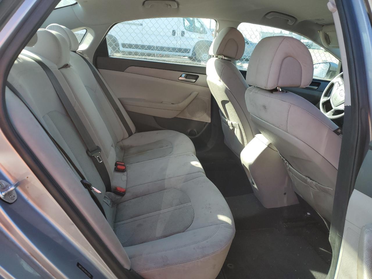 2017 Hyundai Sonata - Image 10