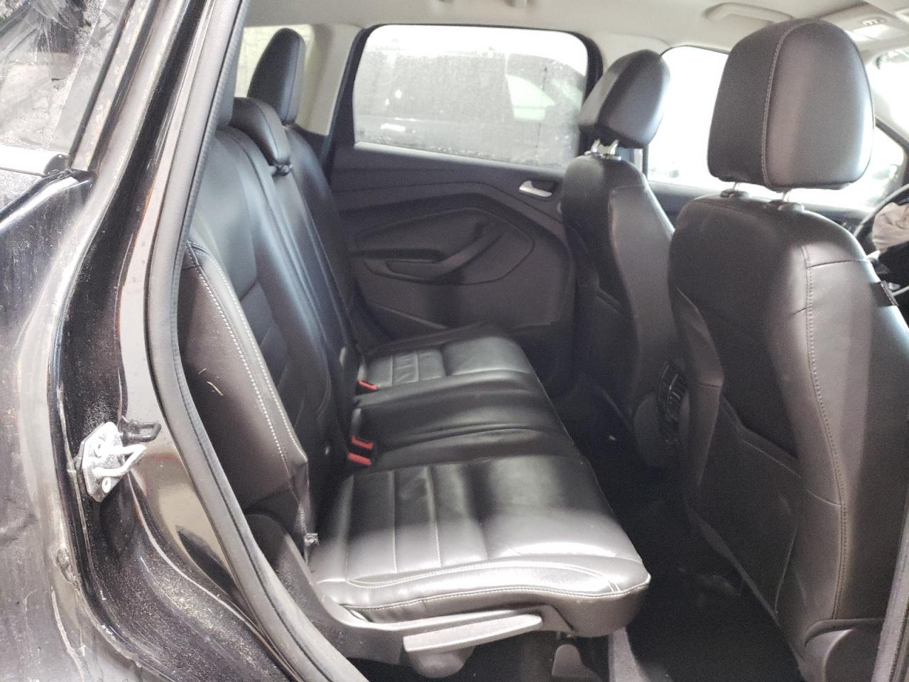 2015 Ford Escape - Image 11