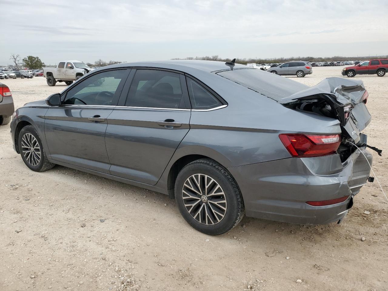 2021 Volkswagen Jetta - Image 2