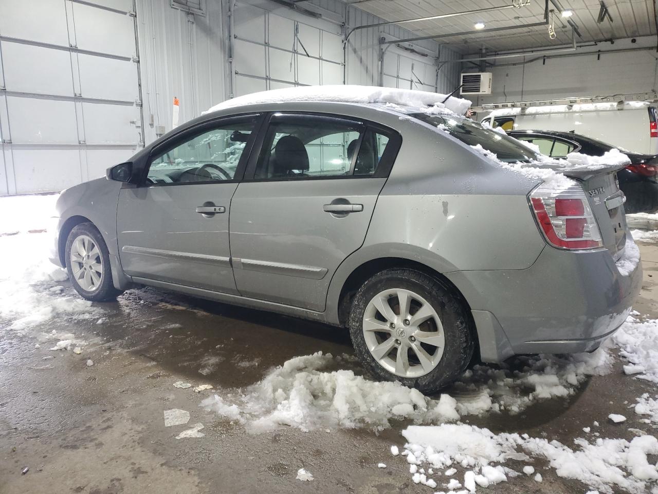 2012 Nissan Sentra - Image 2