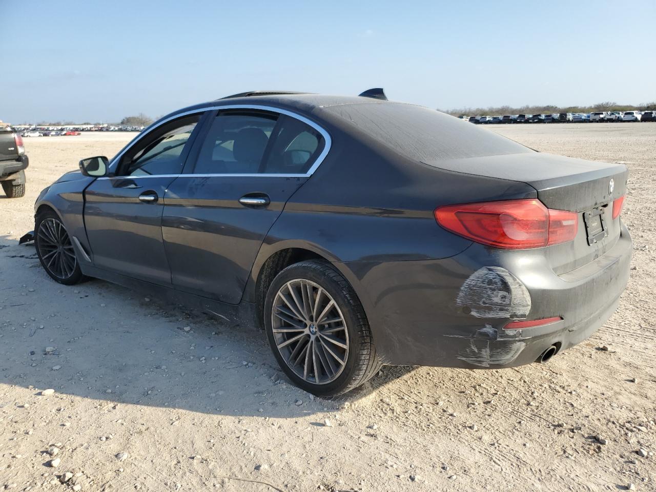 2017 BMW 5er - Image 2
