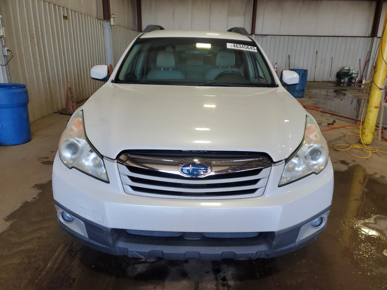 2011 Subaru Outback - Image 5