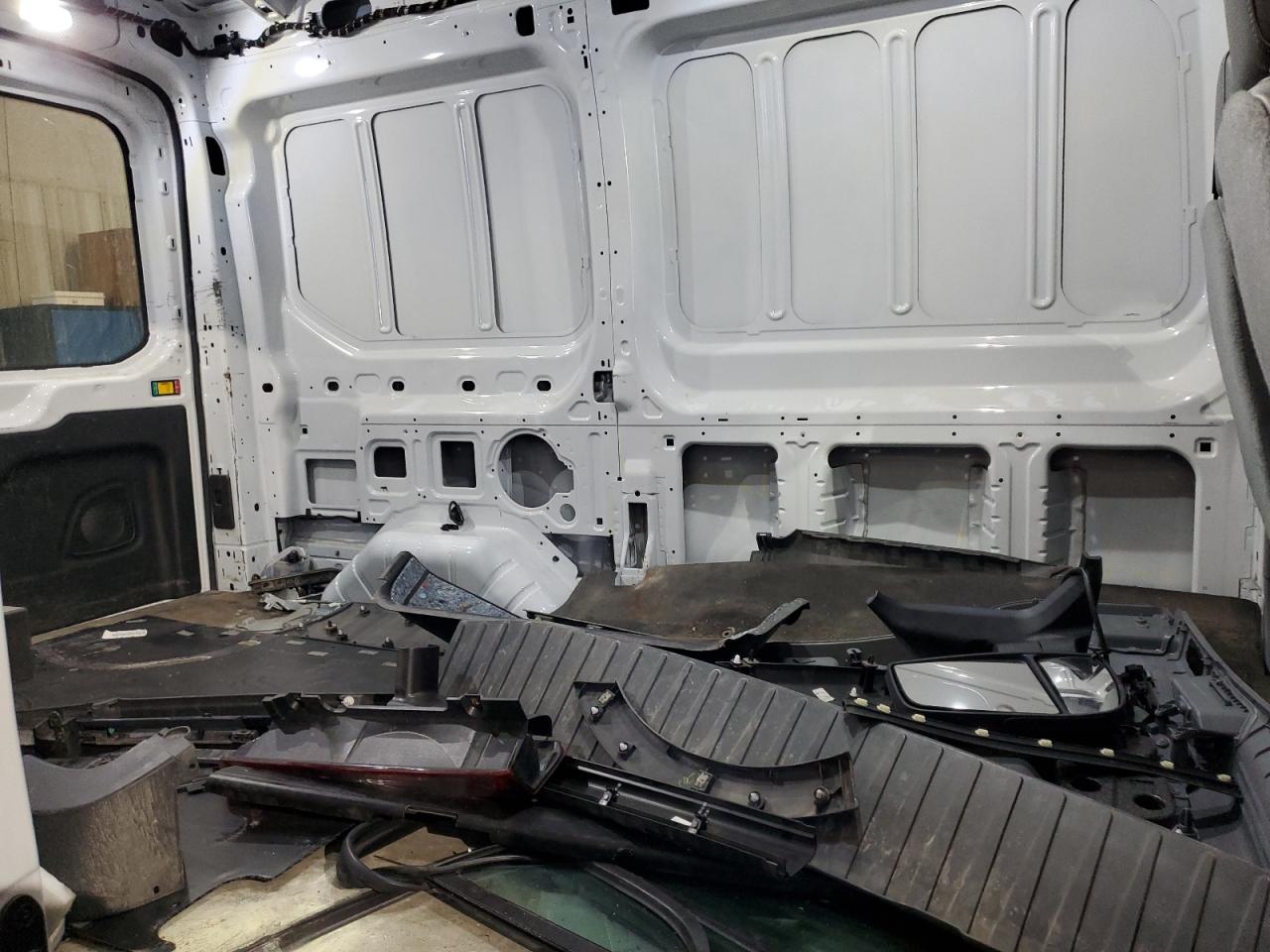 2018 Ford Transit - Image 11