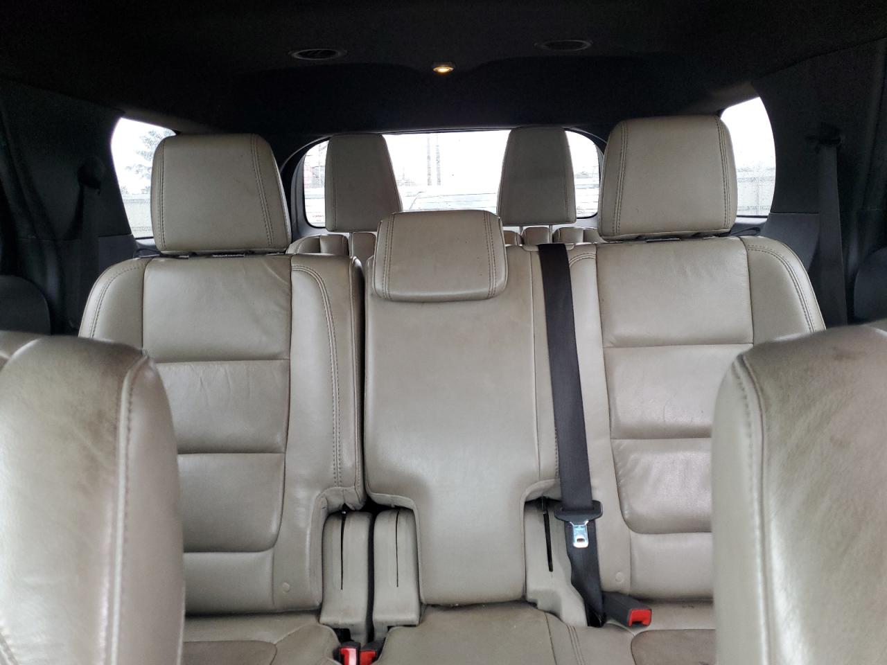 2013 Ford Explorer - Image 10
