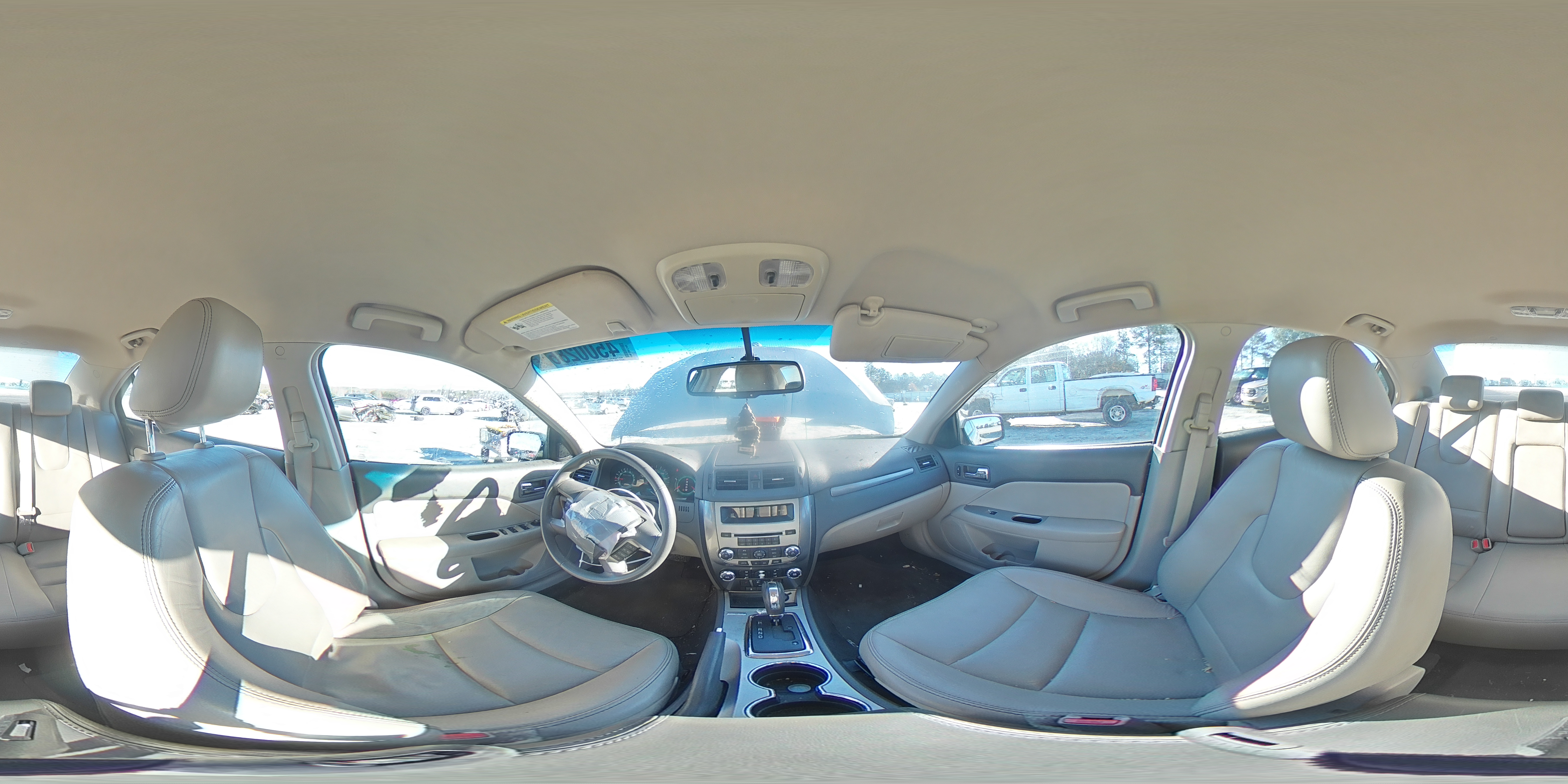 2010 Ford Fusion - Image 12