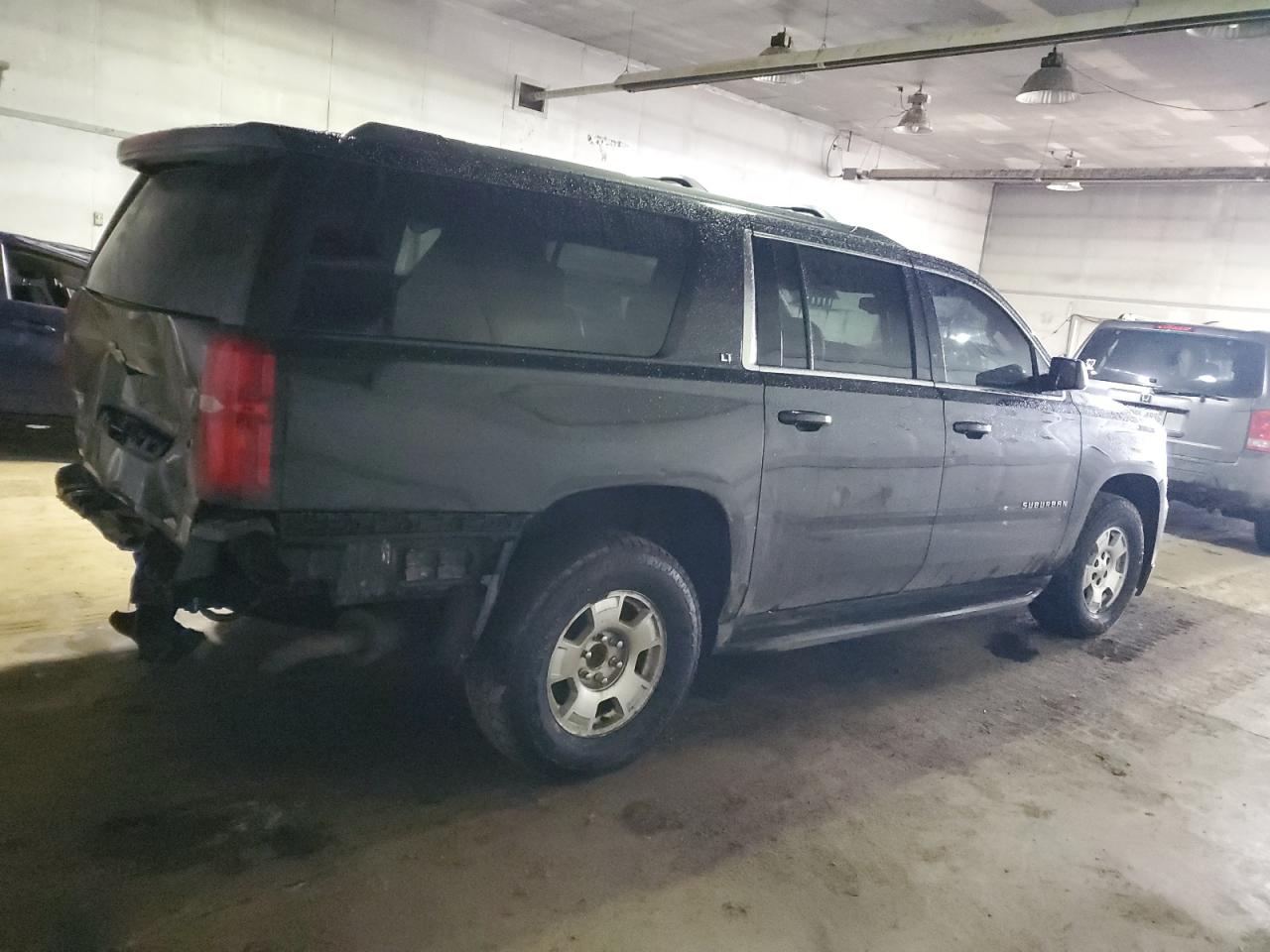 2015 Chevrolet Suburban - Image 3
