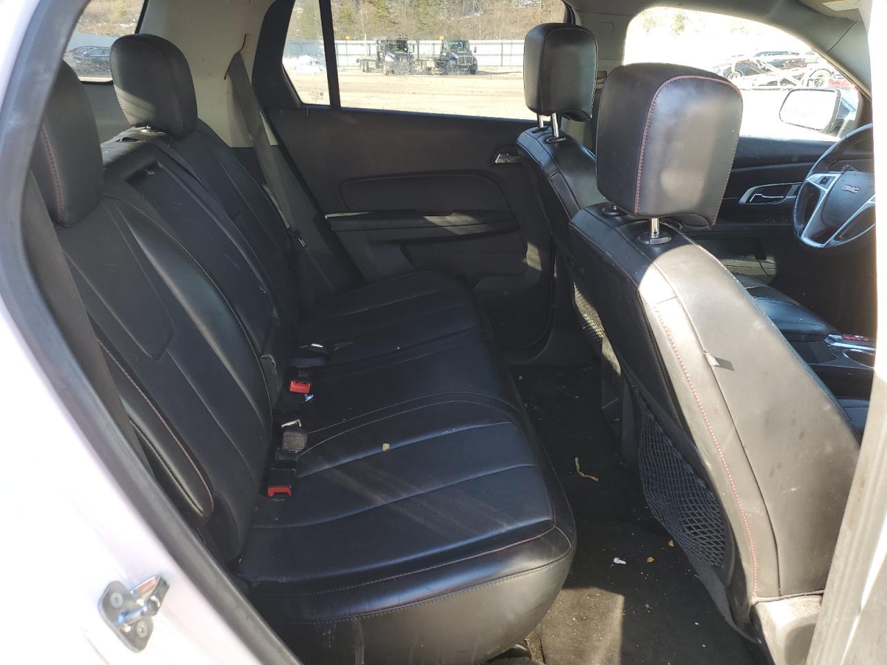 2017 GMC Terrain - Image 10