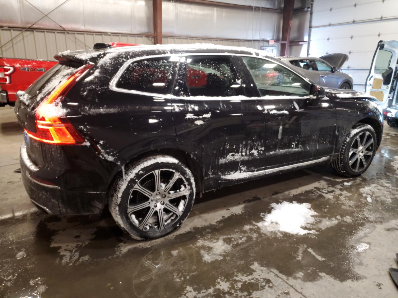 2020 Volvo XC60 - Image 3