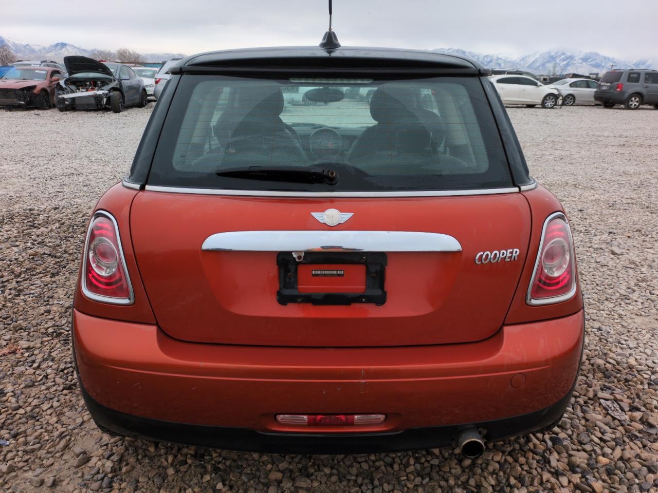 2011 MINI Cooper - Image 6