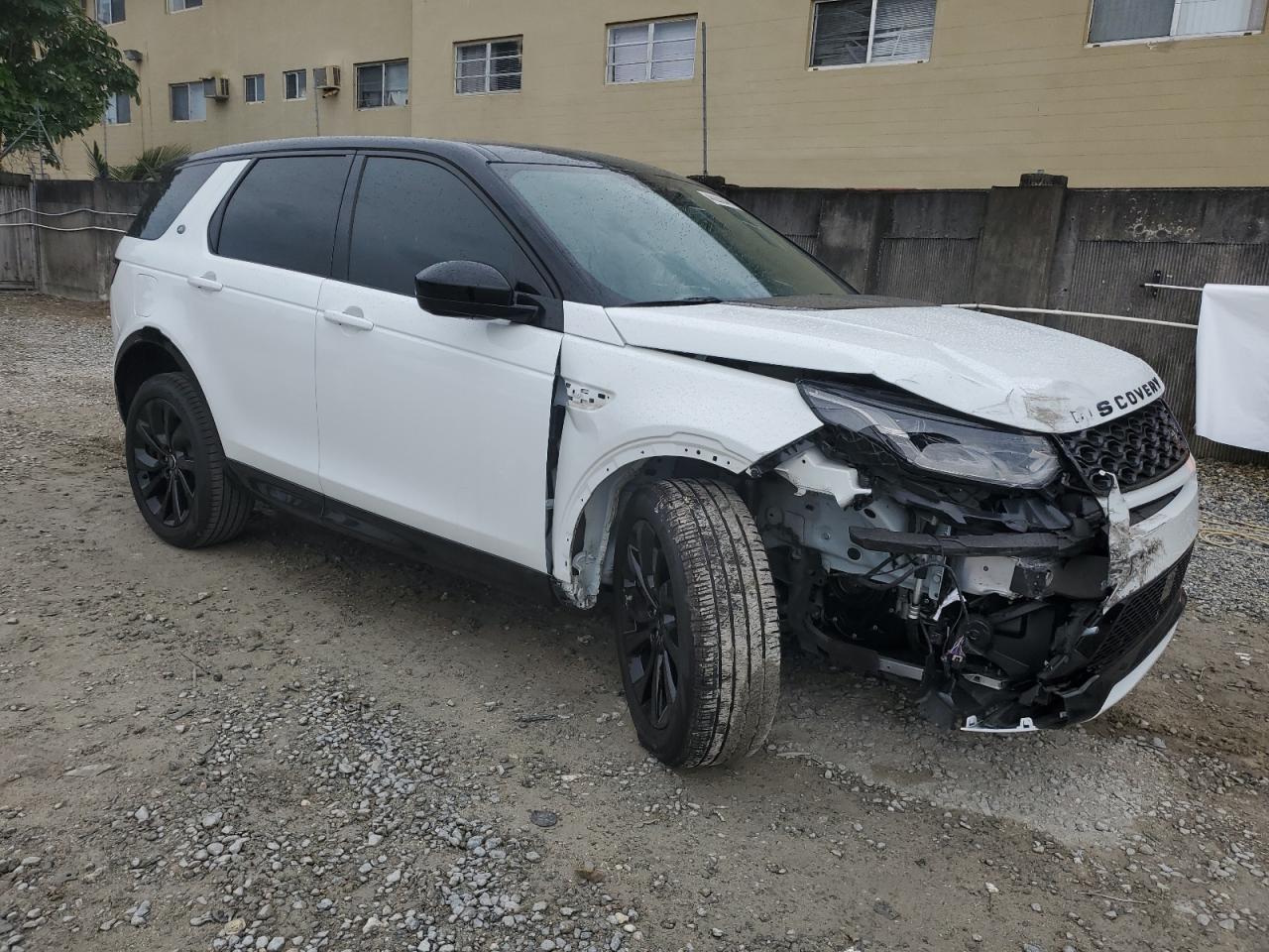 2024 Land Rover Discovery - Image 4