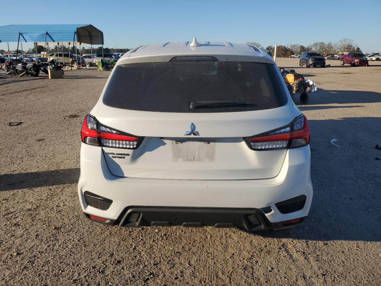 2020 Mitsubishi Outlander - Image 6