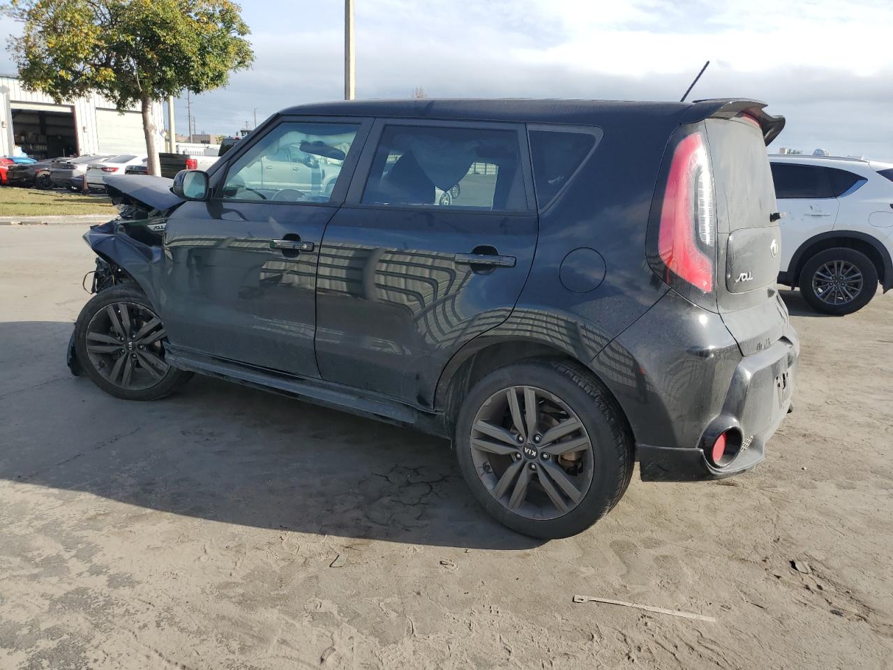 2016 Kia Soul - Image 2