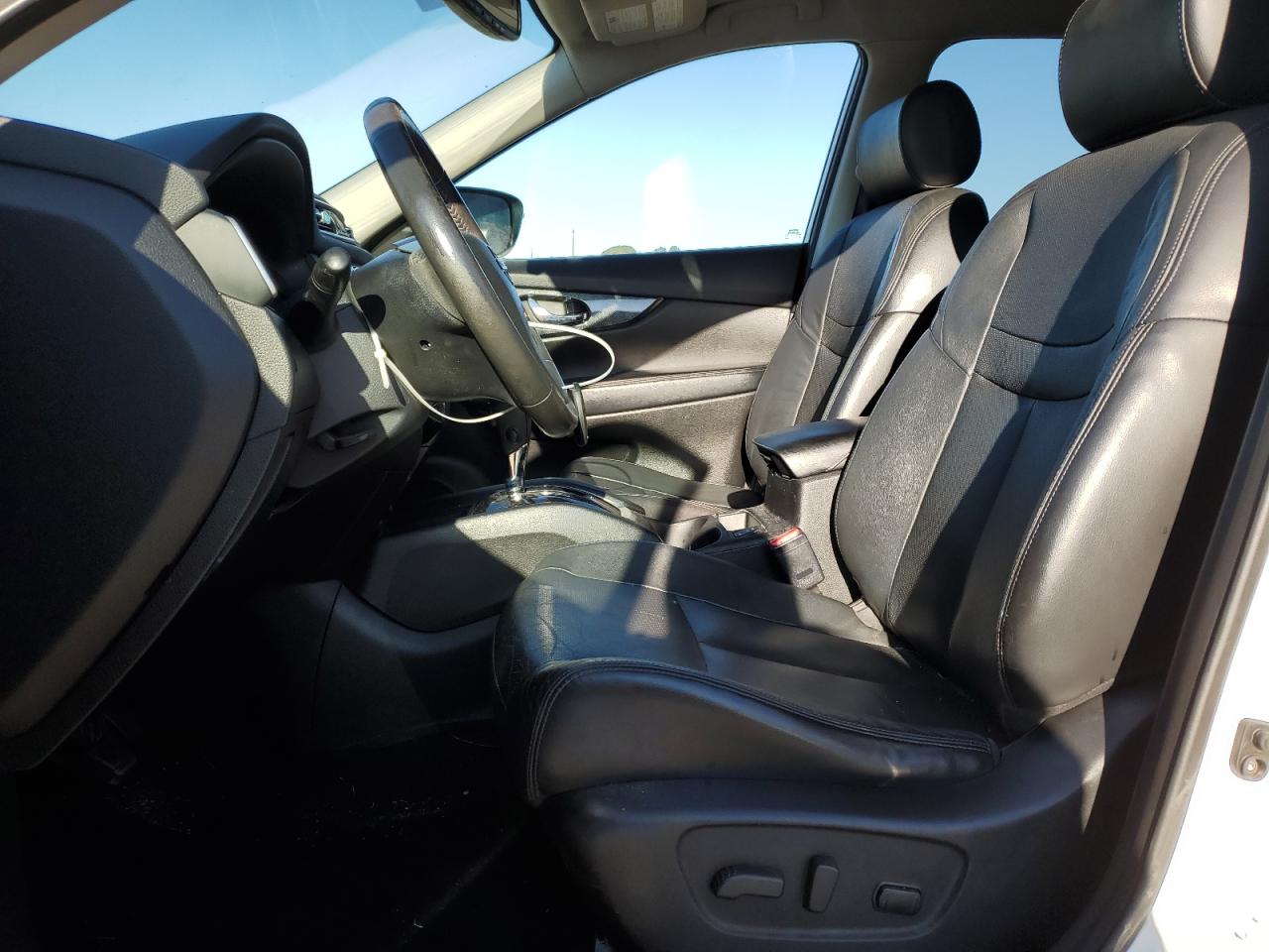 2014 Nissan Rogue - Image 7