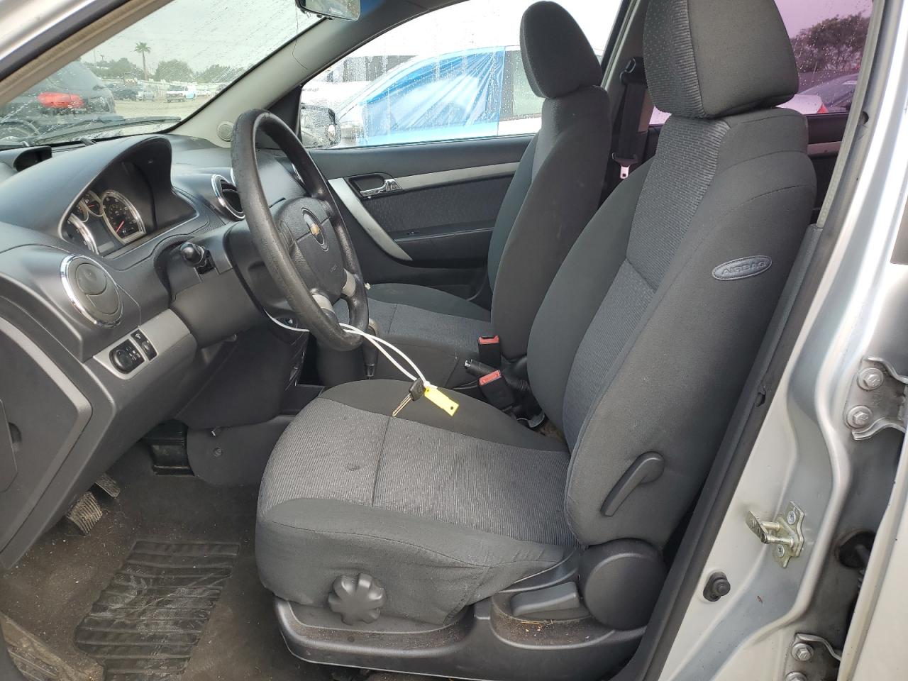 2011 Chevrolet Aveo - Image 7