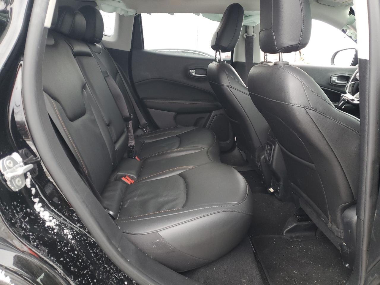 2021 Jeep Compass - Image 11