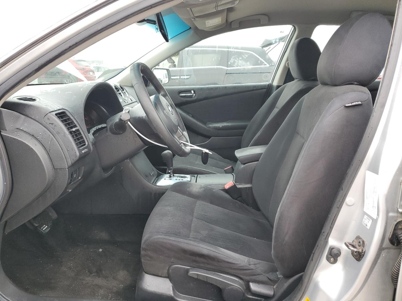 2010 Nissan Altima - Image 7