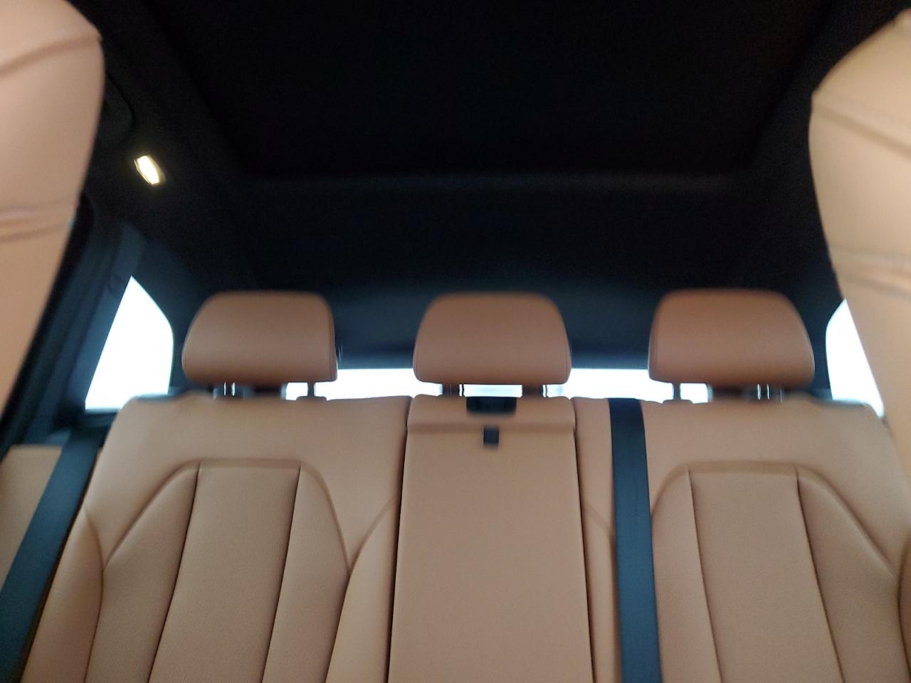 2022 BMW X3 - Image 10