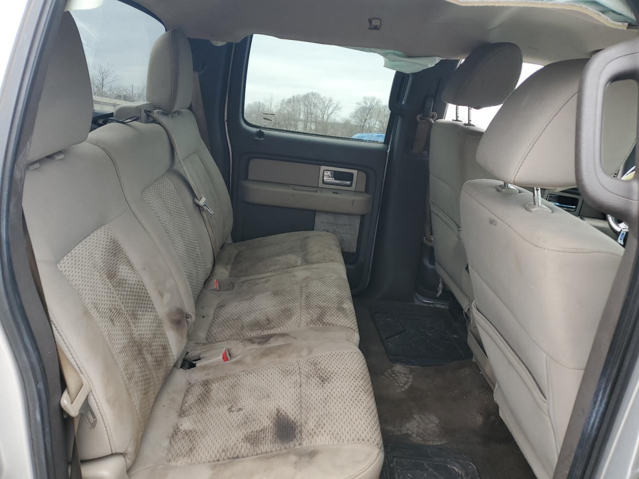 2010 Ford F-150 - Image 10