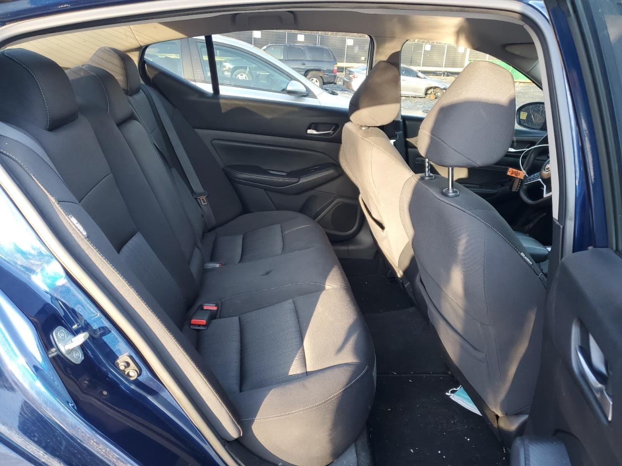 2019 Nissan Altima - Image 10