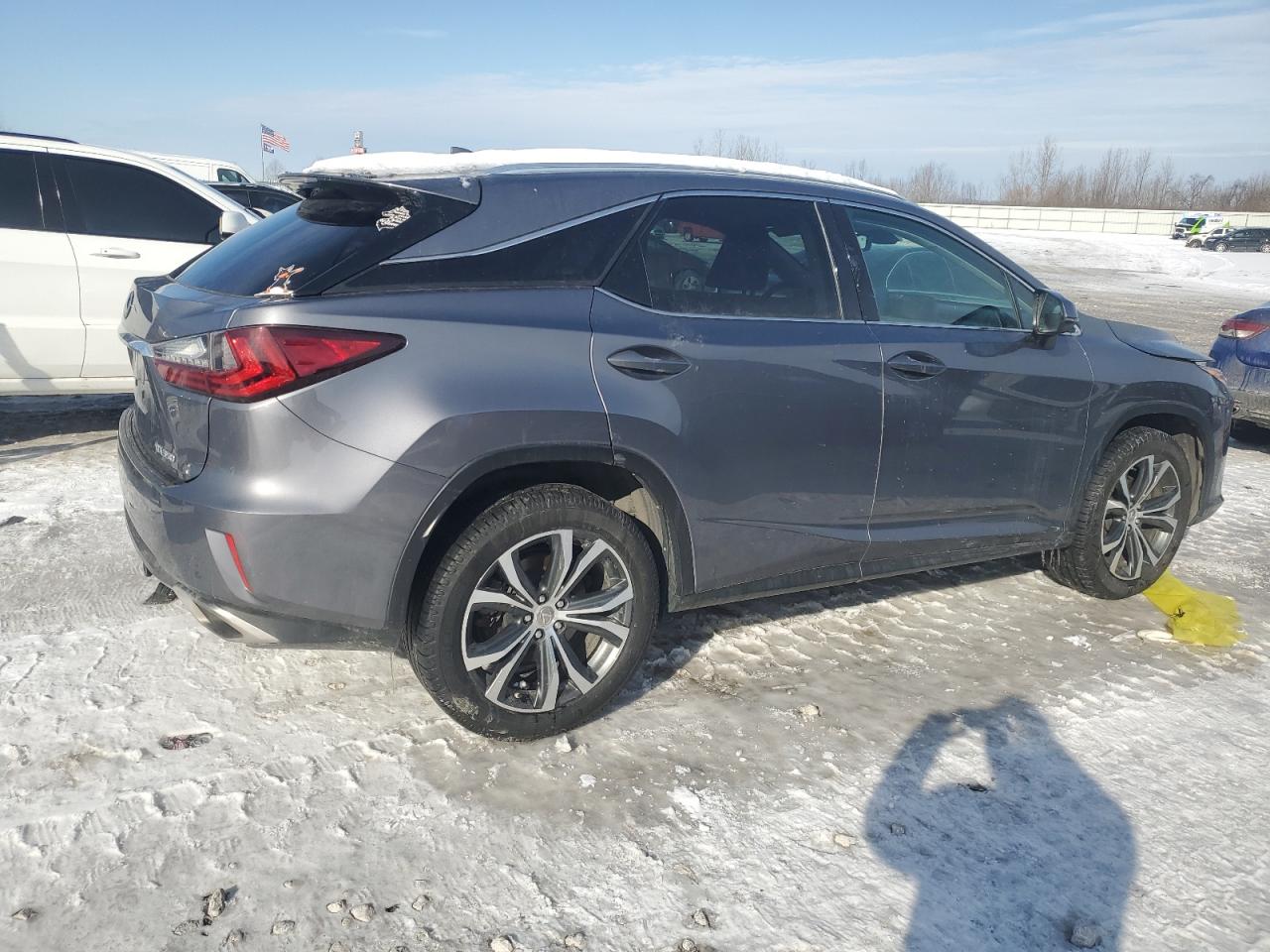 2017 Lexus RX - Image 3