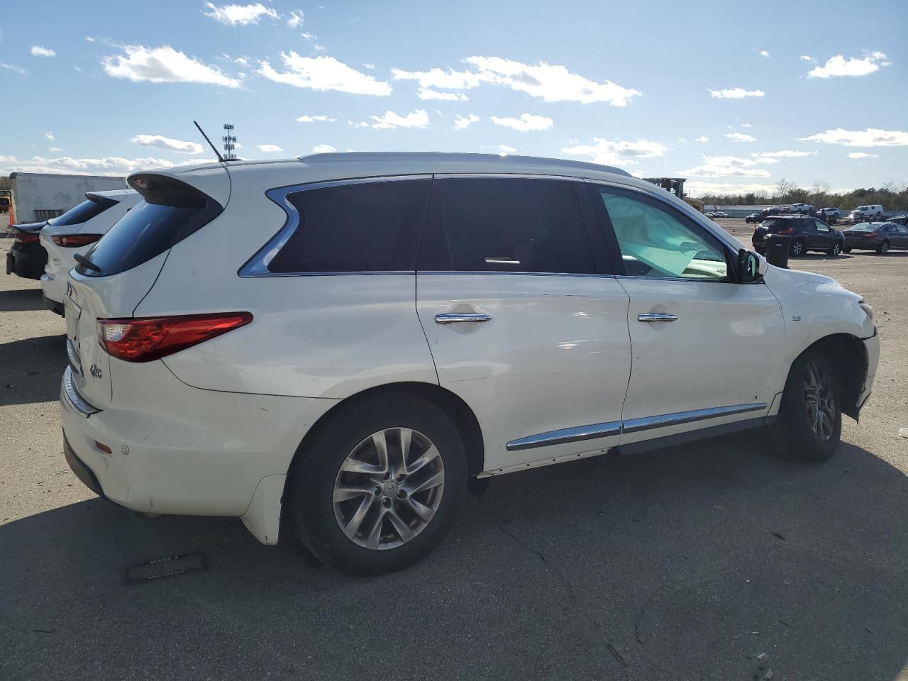 2015 Infiniti QX60 - Image 3