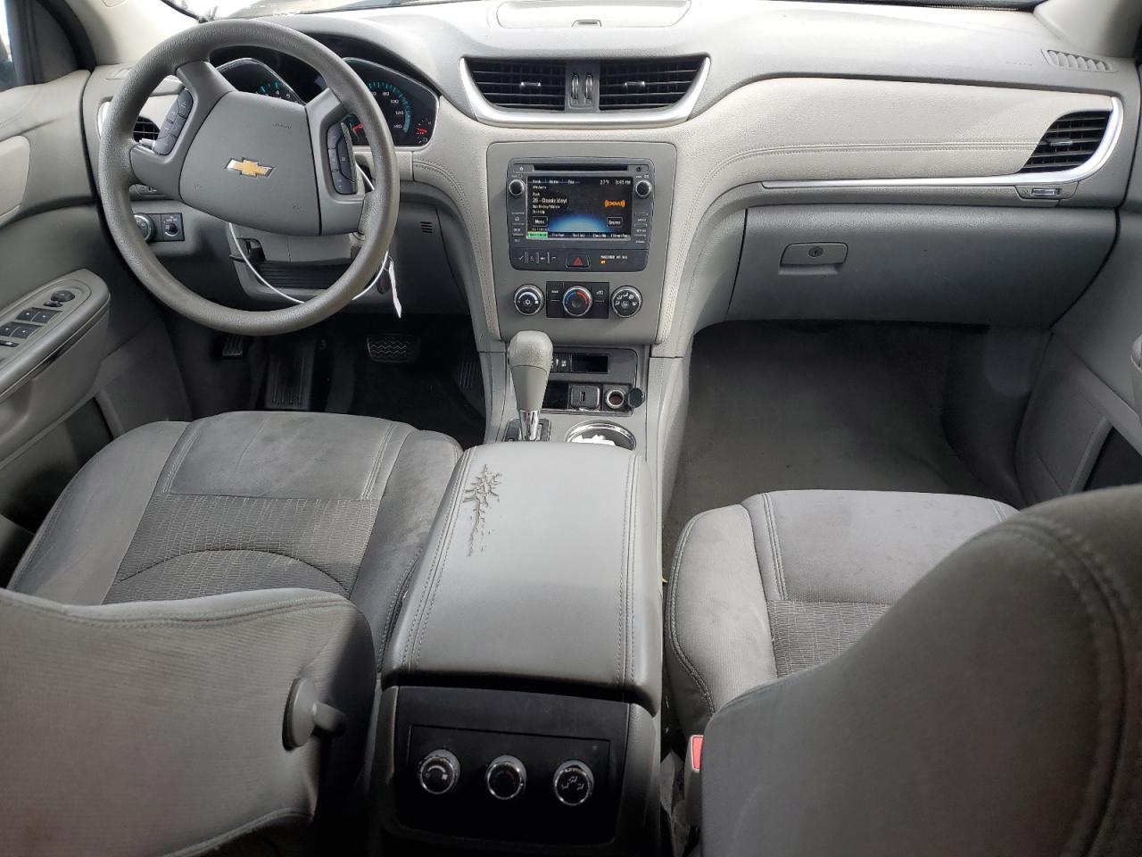 2017 Chevrolet Traverse - Image 8