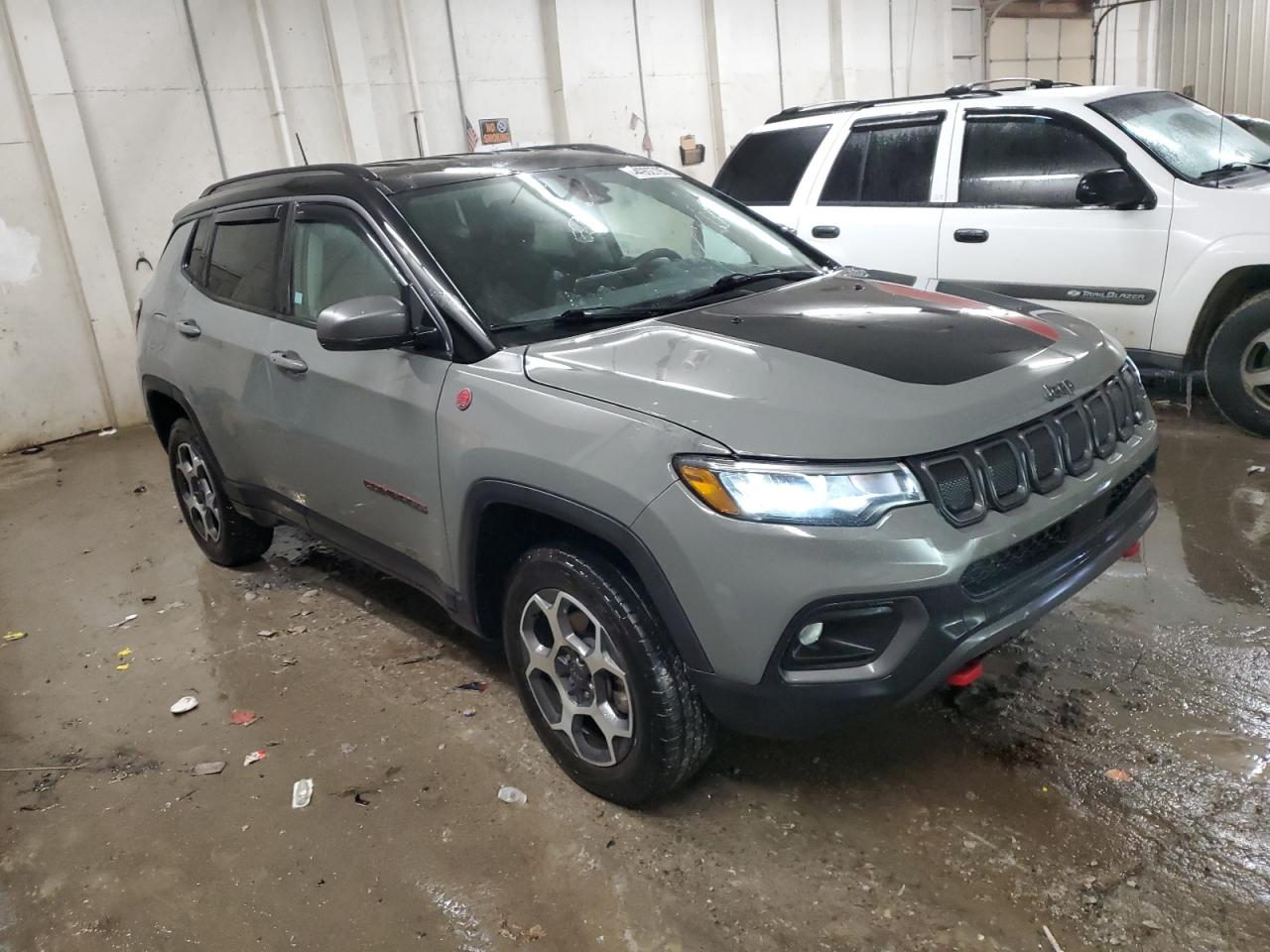 2022 Jeep Compass - Image 4