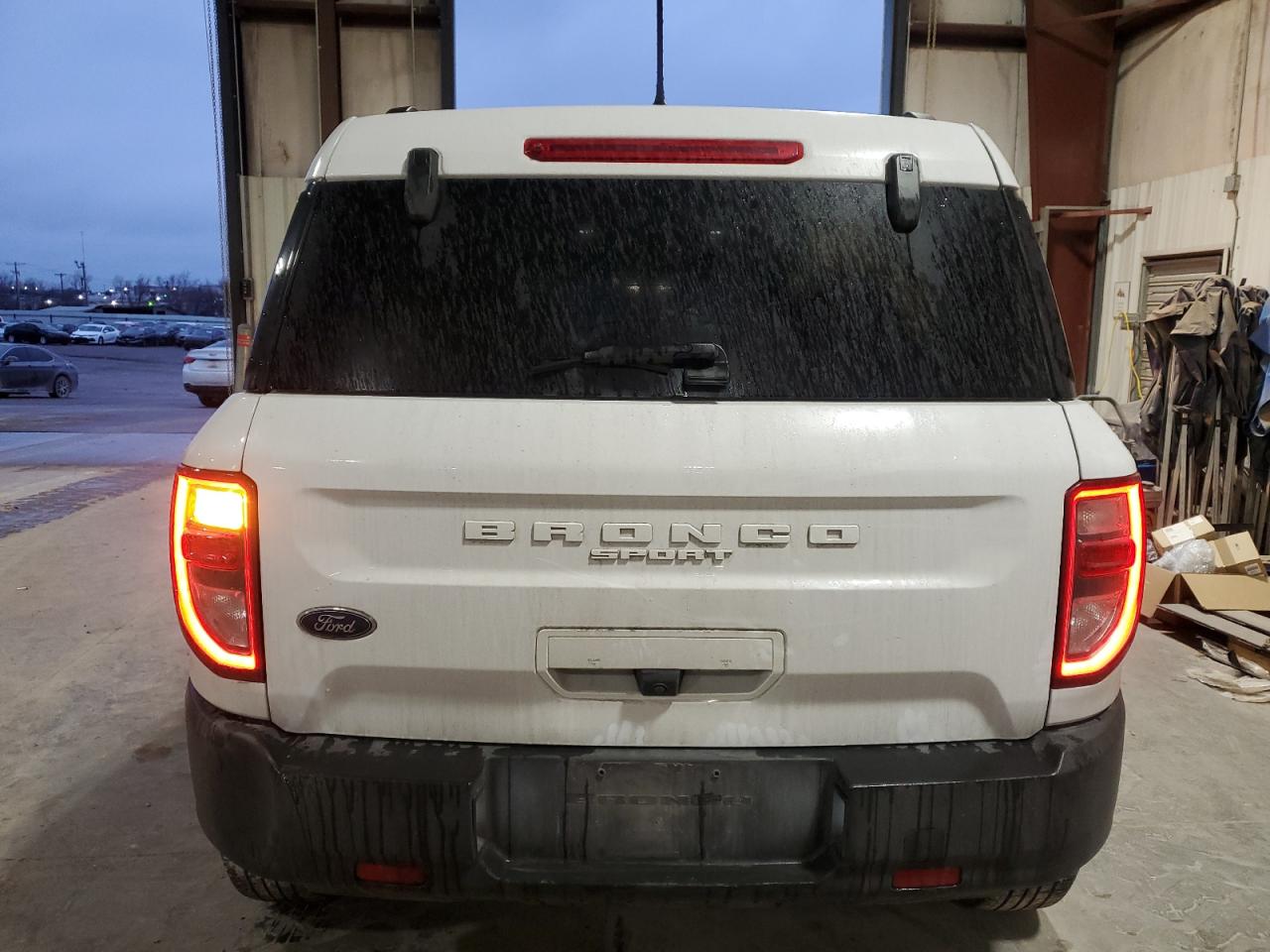 2021 Ford Bronco - Image 6