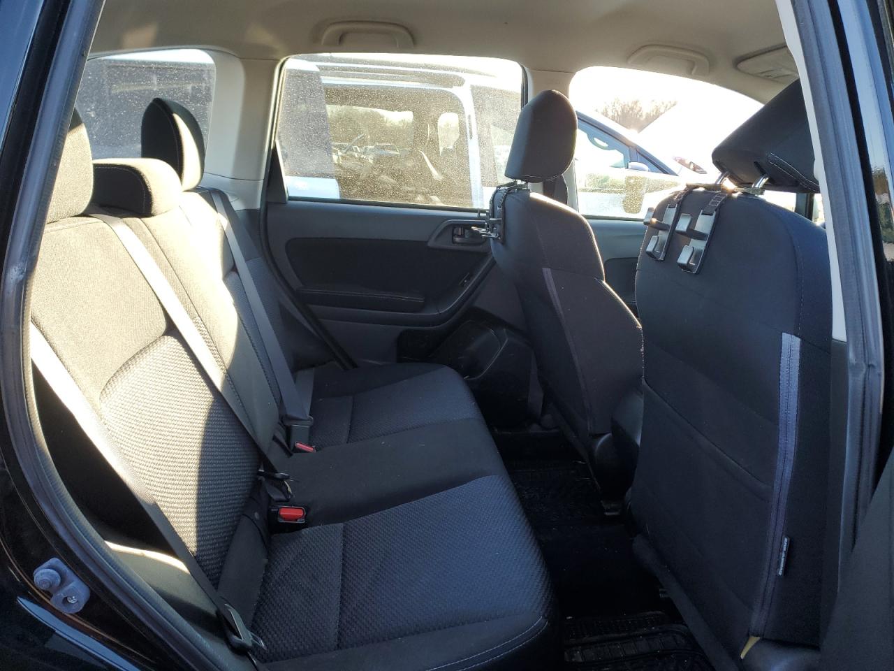 2015 Subaru Forester - Image 11