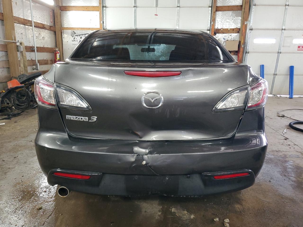 2010 Mazda 3 - Image 6