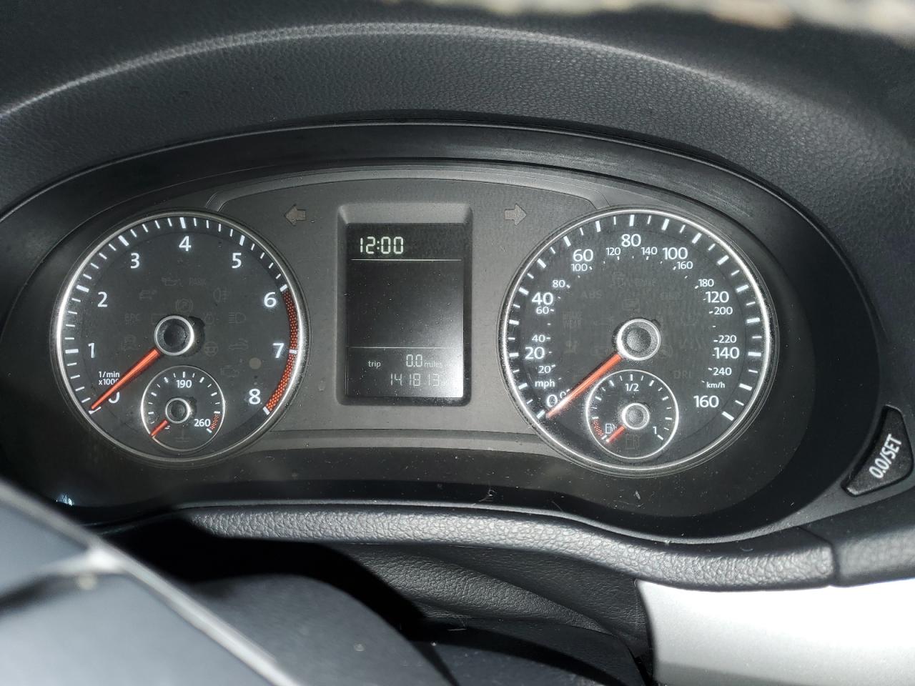 2015 Volkswagen Passat - Image 9