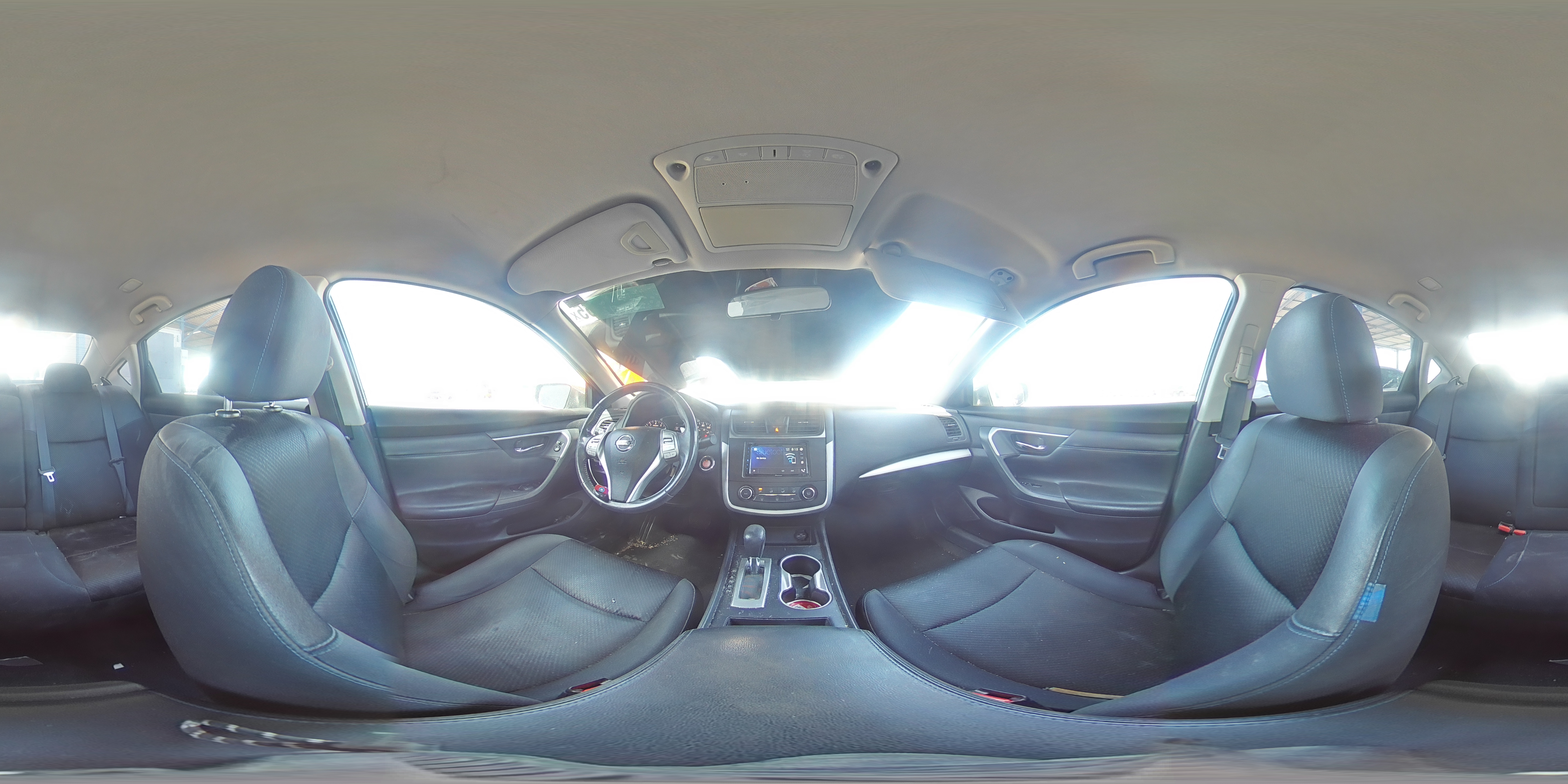 2016 Nissan Altima - Image 13
