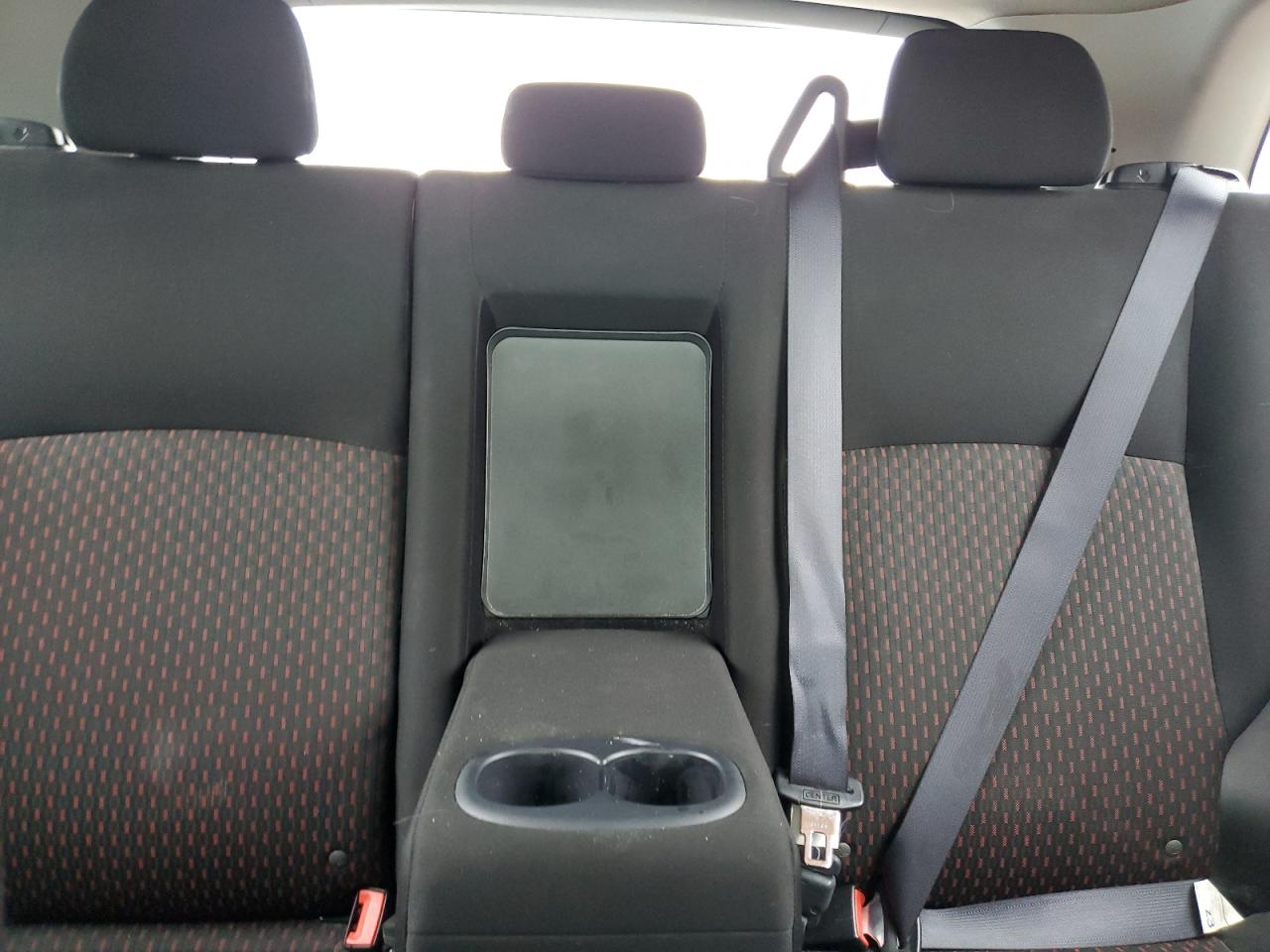 2018 Mitsubishi Outlander - Image 10