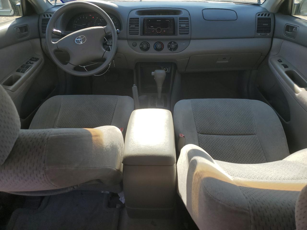 2004 Toyota Camry - Image 8