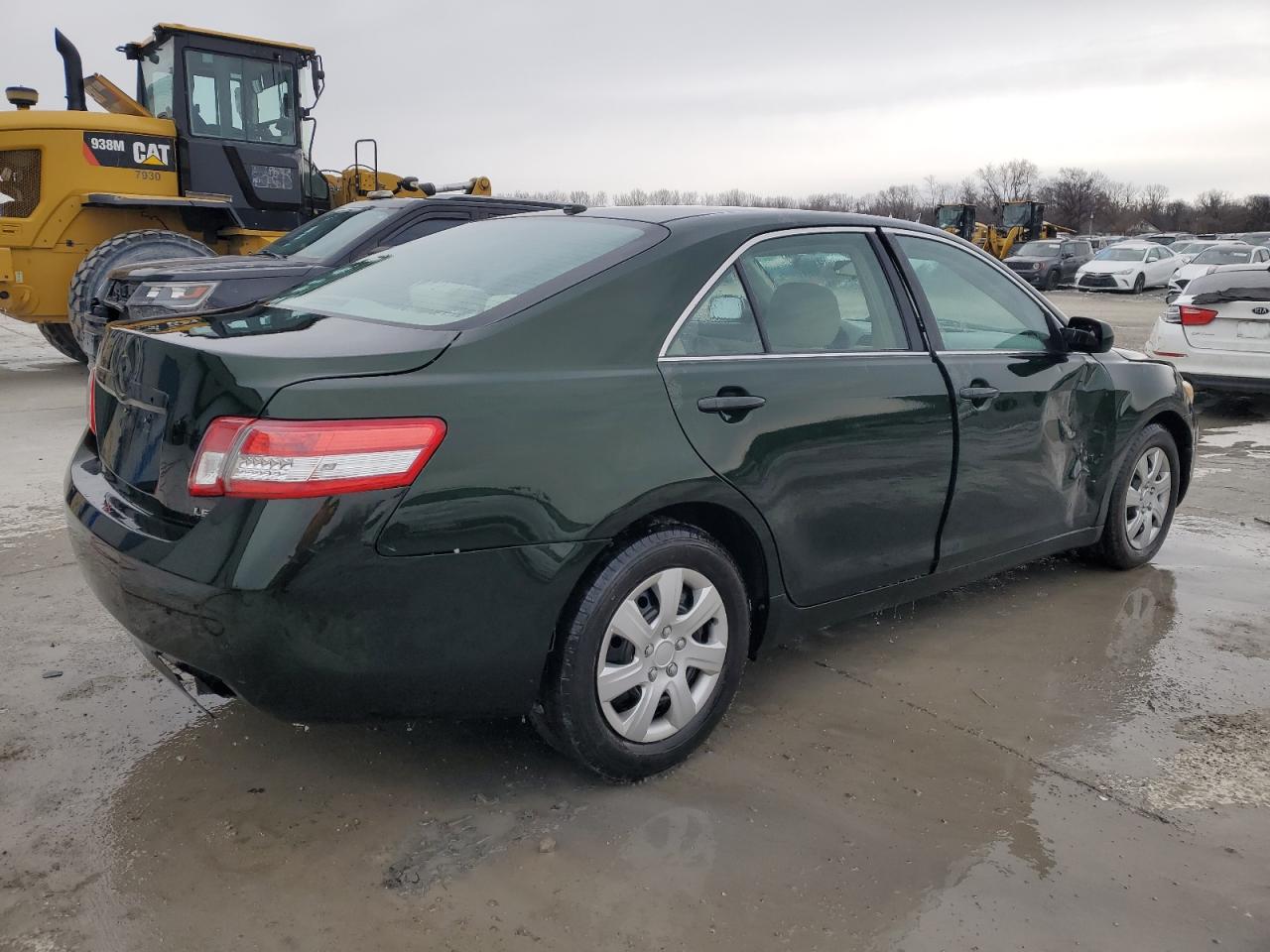 2010 Toyota Camry - Image 3