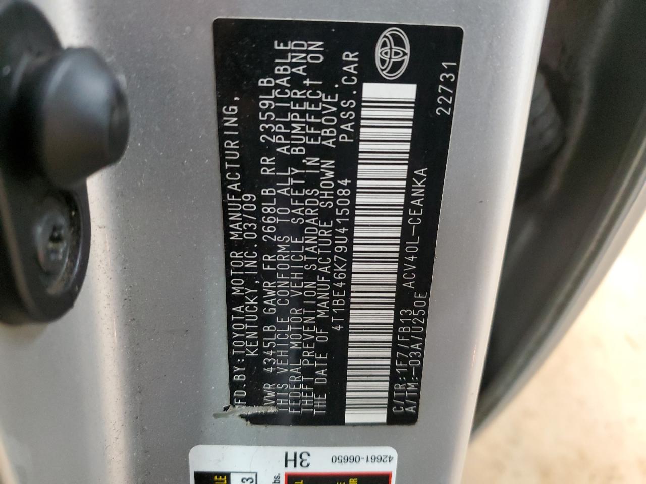 2009 Toyota Camry - Image 12