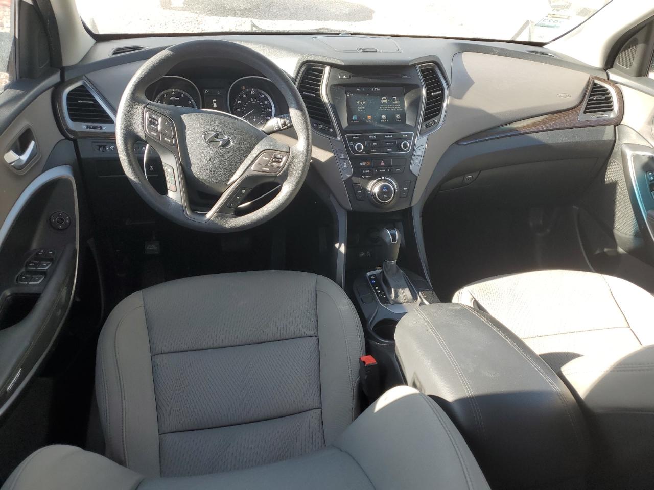 2017 Hyundai Santa Fe - Image 8