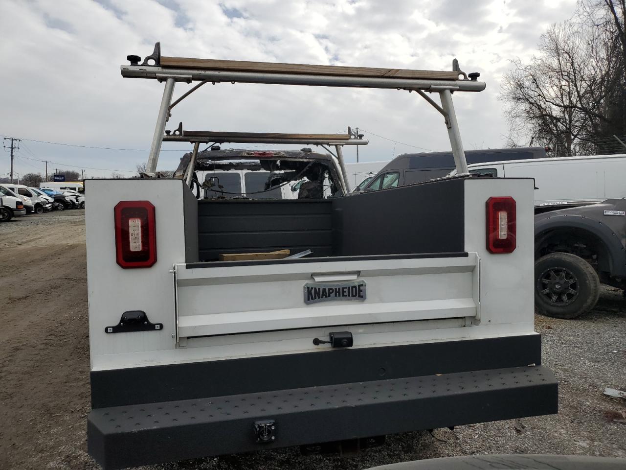 2022 Ford F350 - Image 6